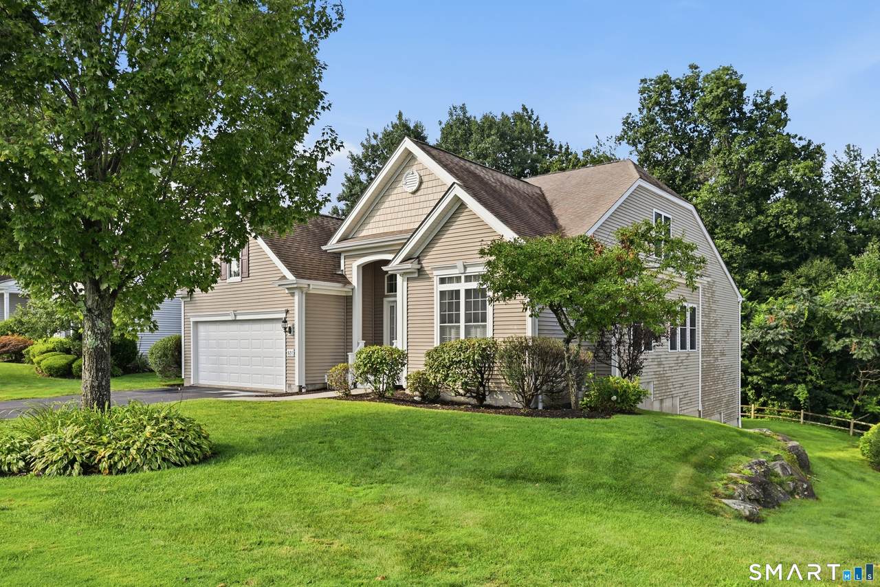 521 Putting Green Lane - Photo 1