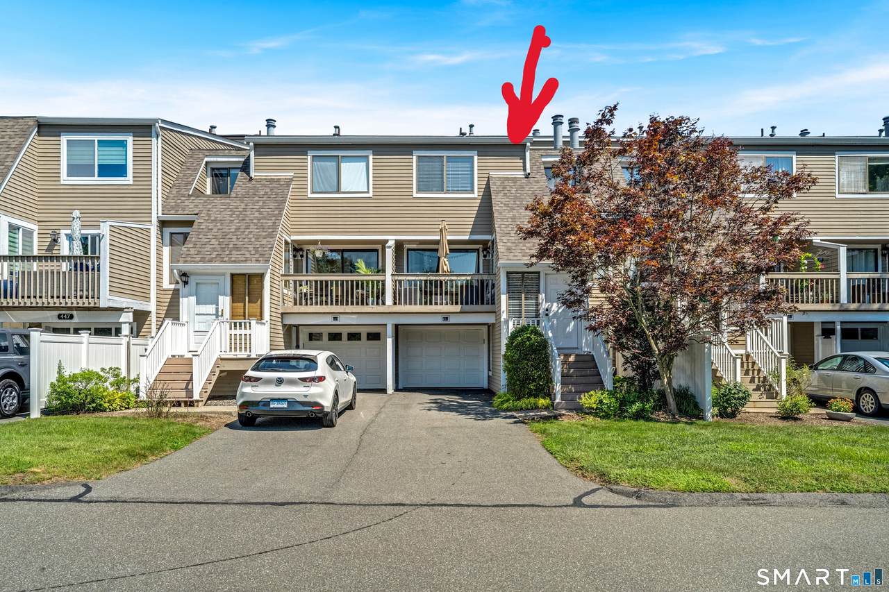 451 Thoreau Street - Photo 1