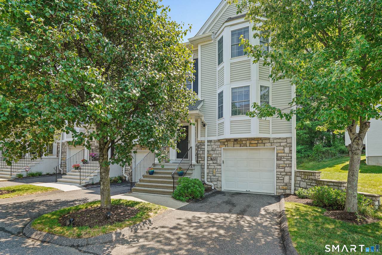 1006 Hancock Drive - Photo 1