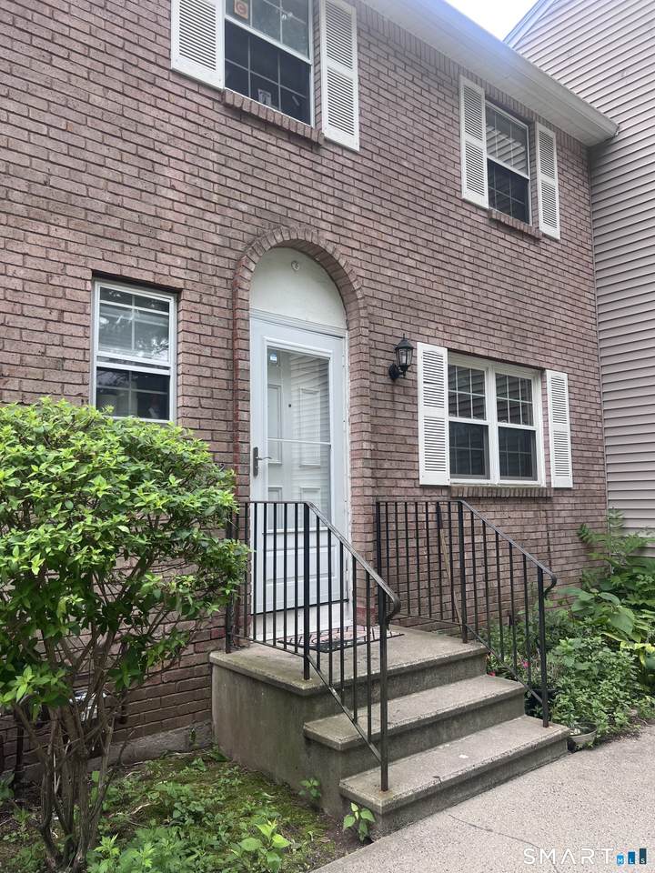 82 East Gate Lane - Photo 1