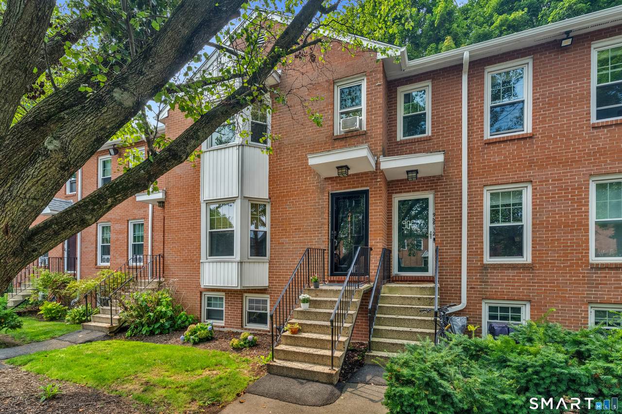 904 1/2 State Street - Photo 1