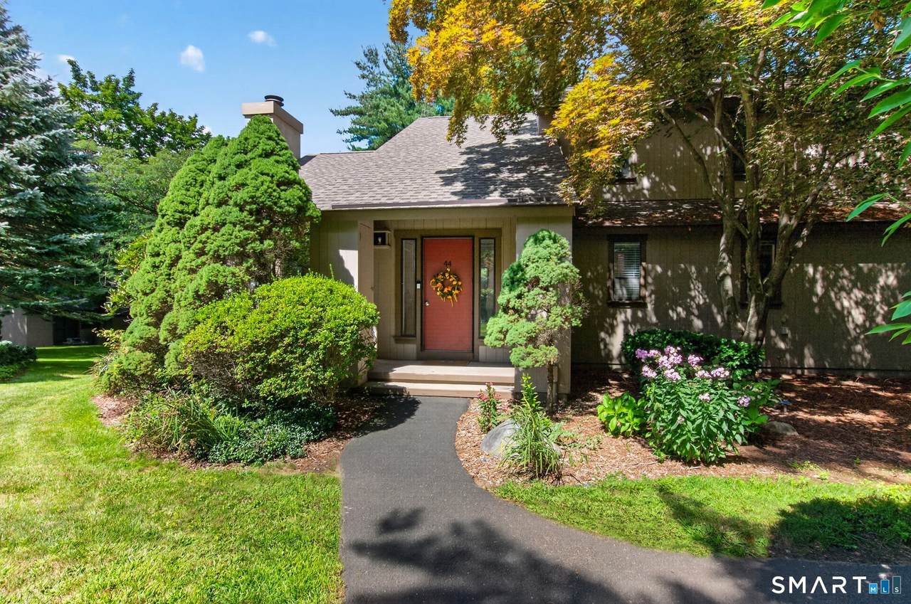 44 Byron Drive - Photo 1