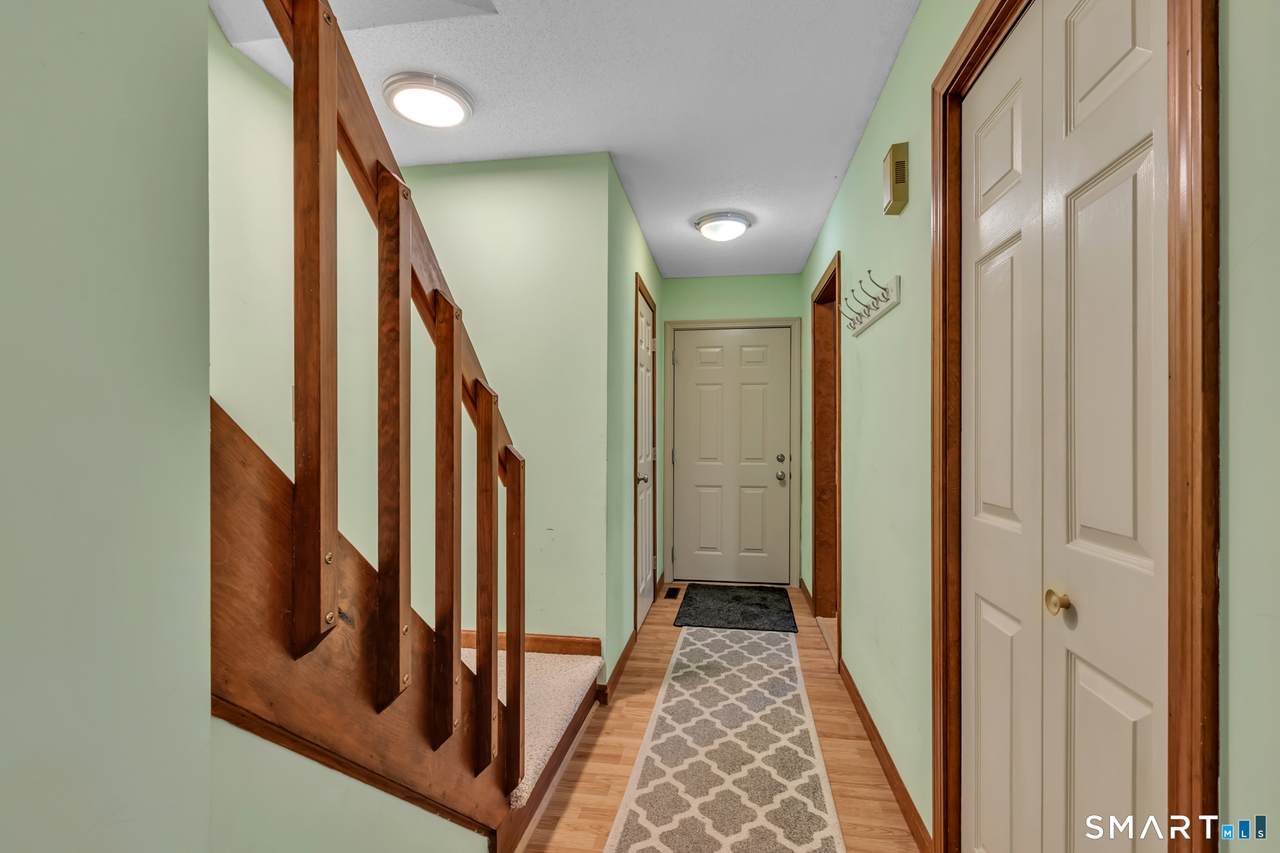84 Wynwood Drive - Photo 1