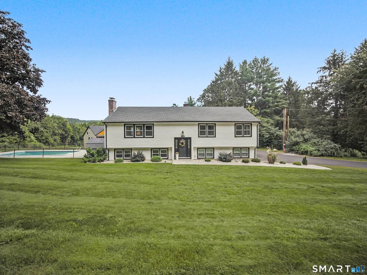 723 Totoket Road - Photo 1