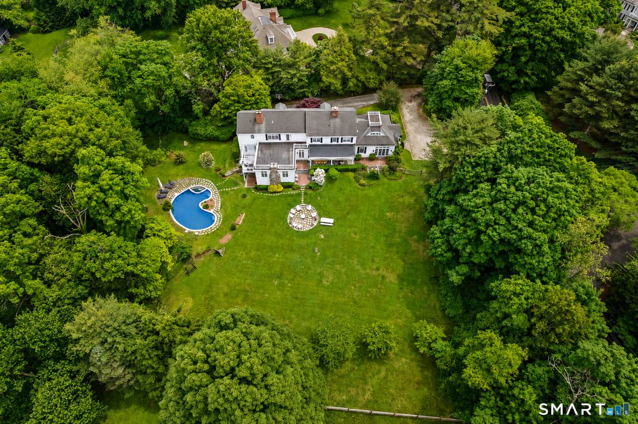 125 West Road - Photo 1