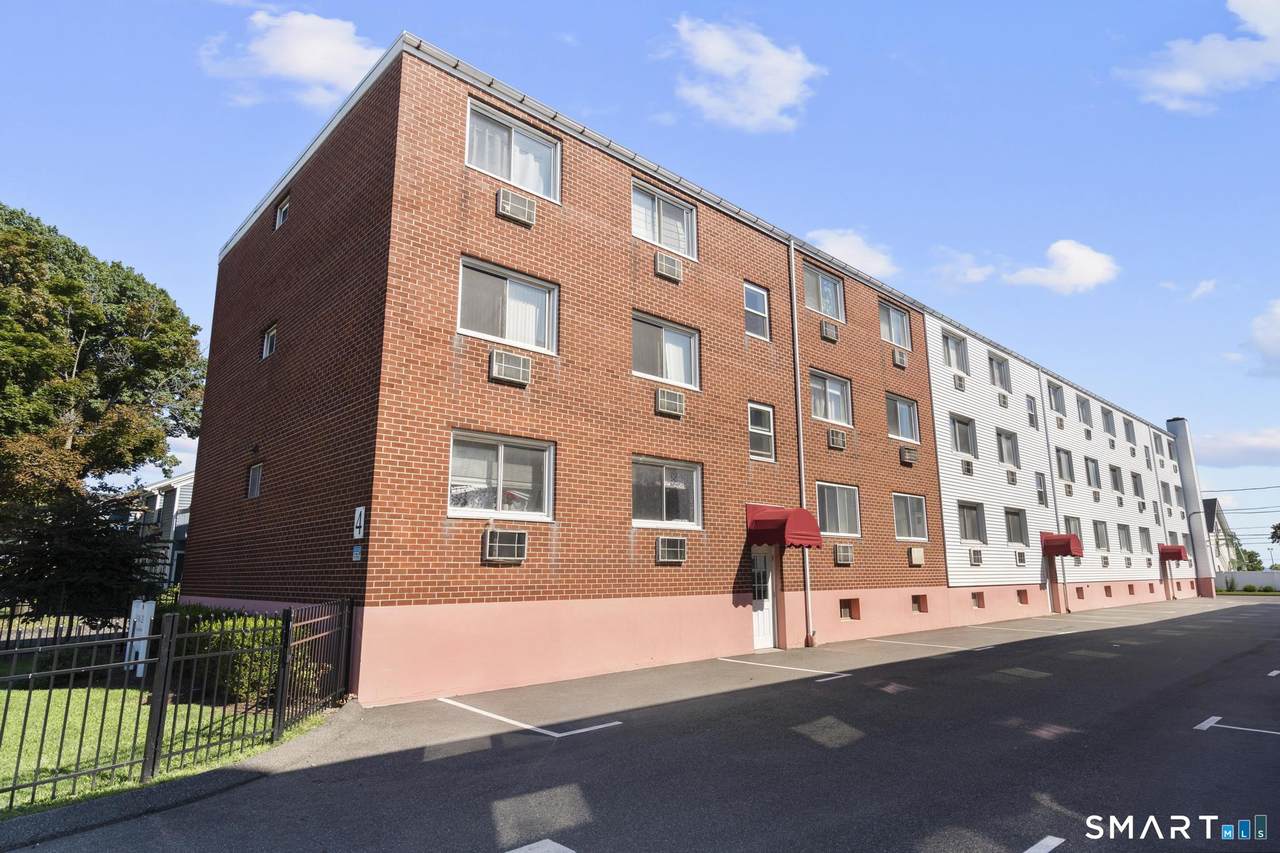 4 Van Zant Street - Photo 1