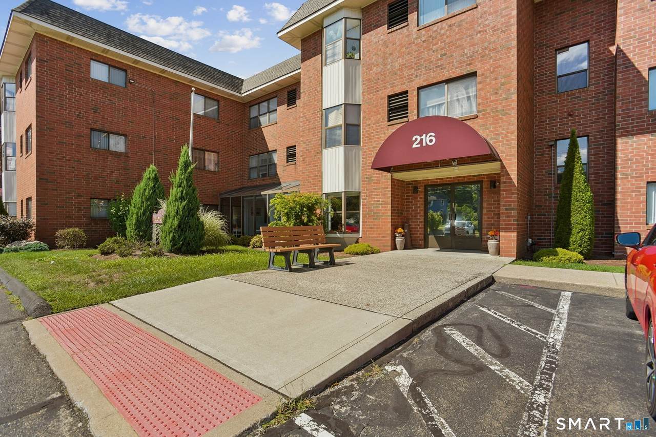 216 Quinnipiac Avenue - Photo 1