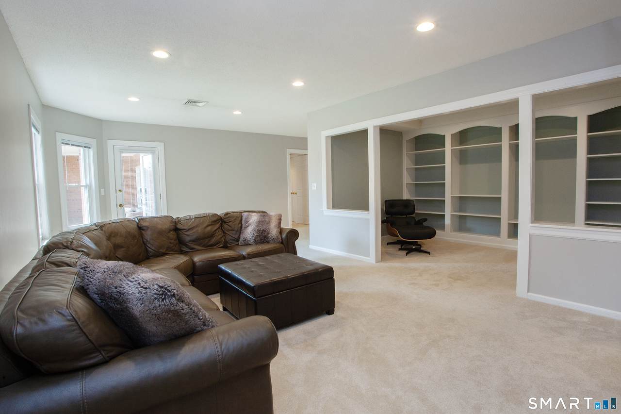 15 Highland Street - Photo 1