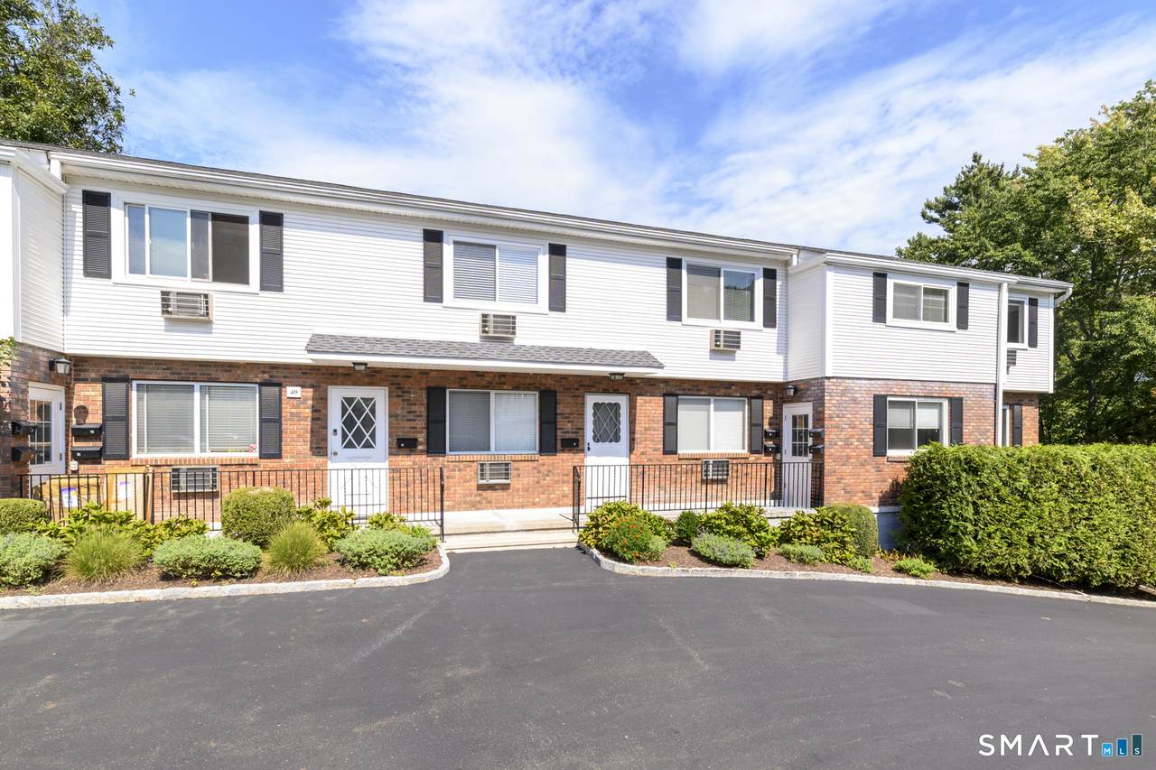 40 Cerretta Street - Photo 1