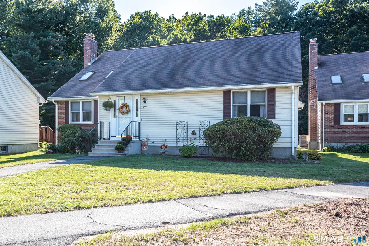 192 Oldefield Farms - Photo 1