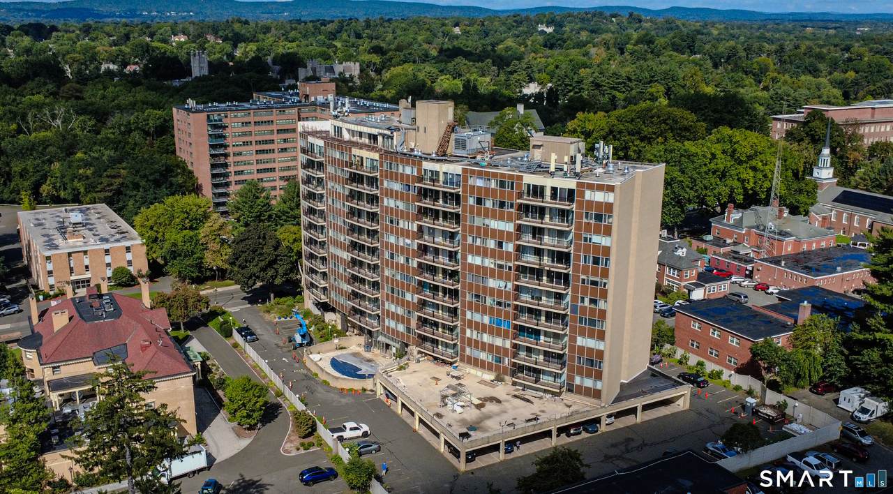 30 Woodland Street - Photo 1