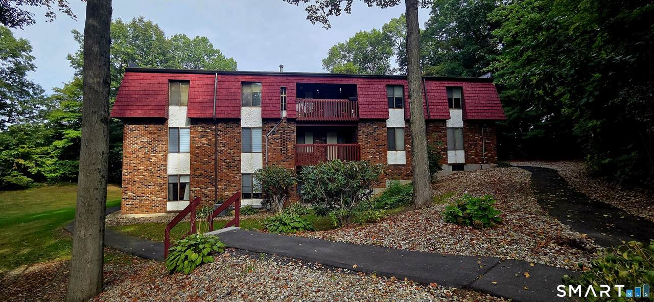 10 Woodsedge Drive - Photo 1