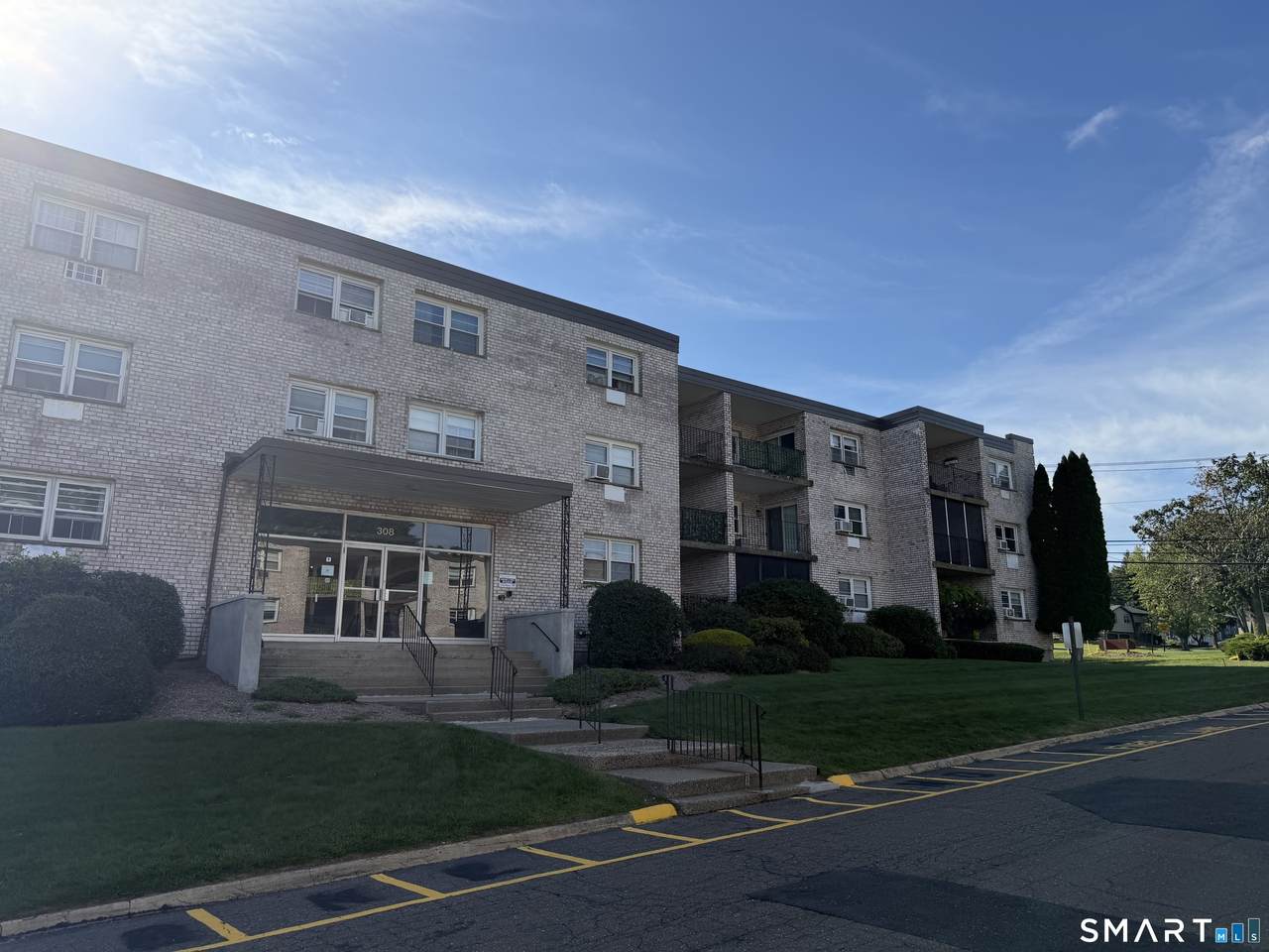308 Meadowside Road - Photo 1