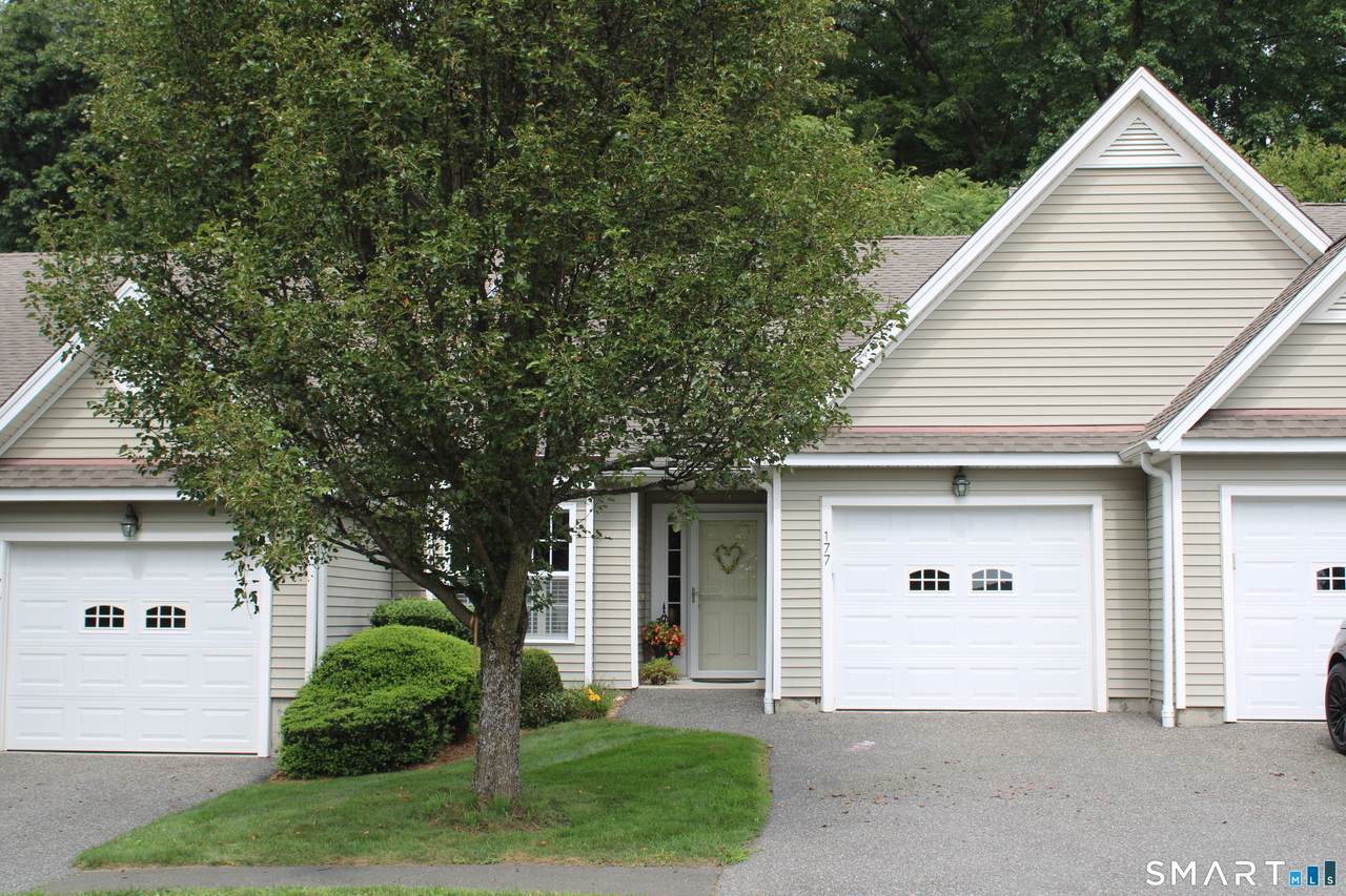 177 Julia Court - Photo 1