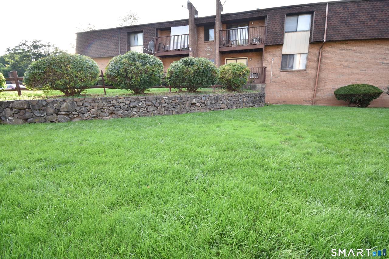 525 Crown Street - Photo 1