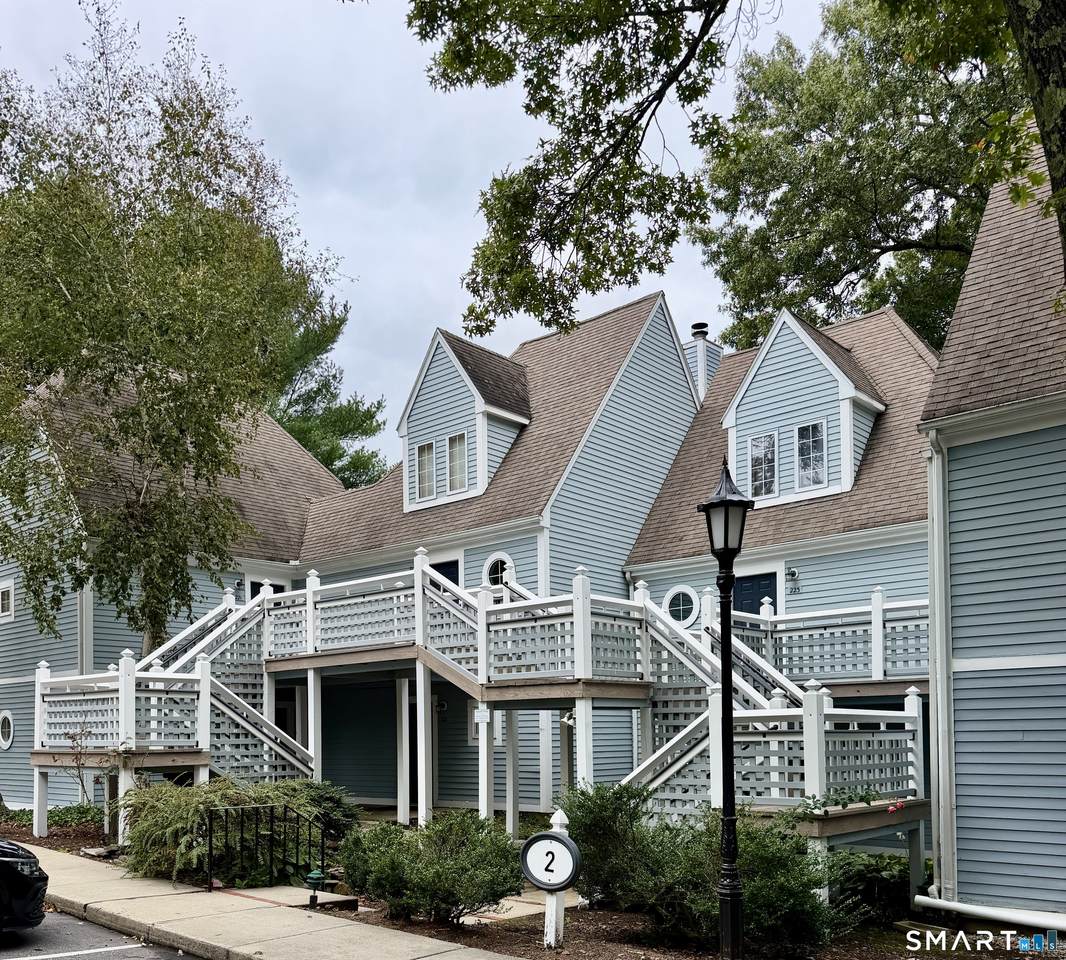 212 Old Pond Lane - Photo 1