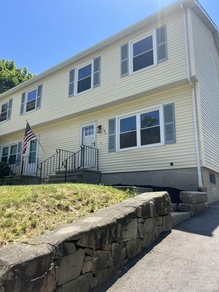 183 Dartmouth Drive - Photo 1