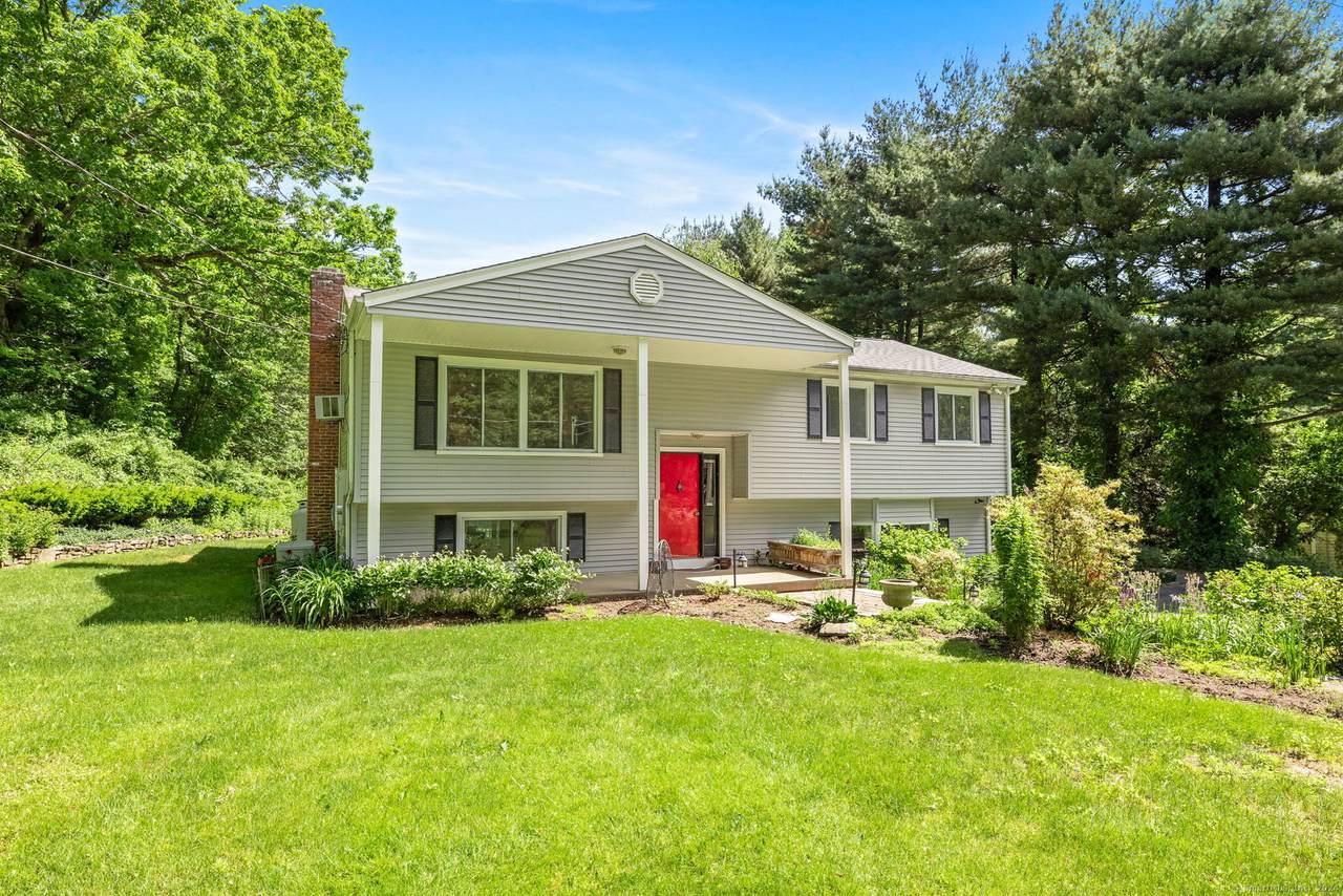 22 Little Brook Lane - Photo 1