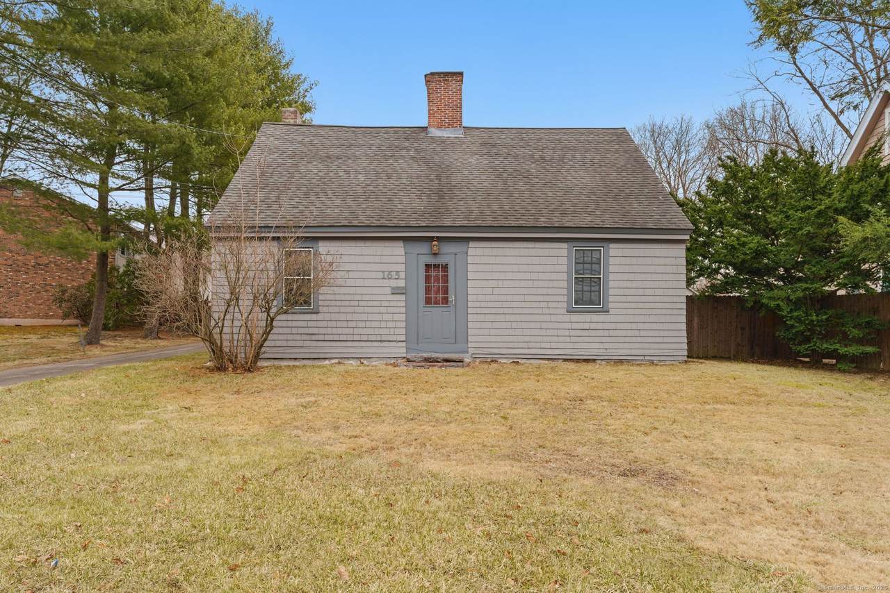 165 Oakland Street - Photo 1