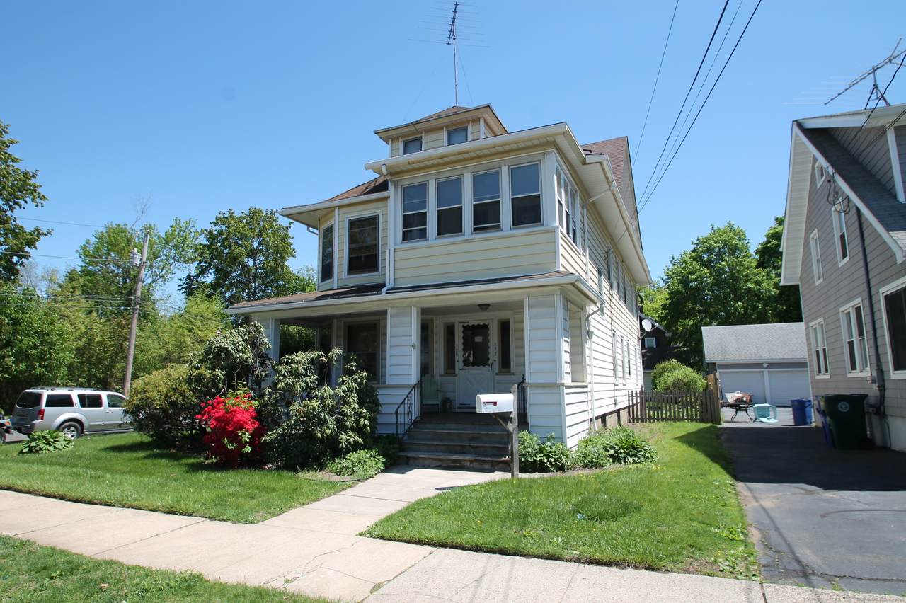 156 Blakeman Place - Photo 1