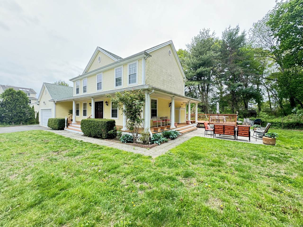 598 Nichols Avenue - Photo 1