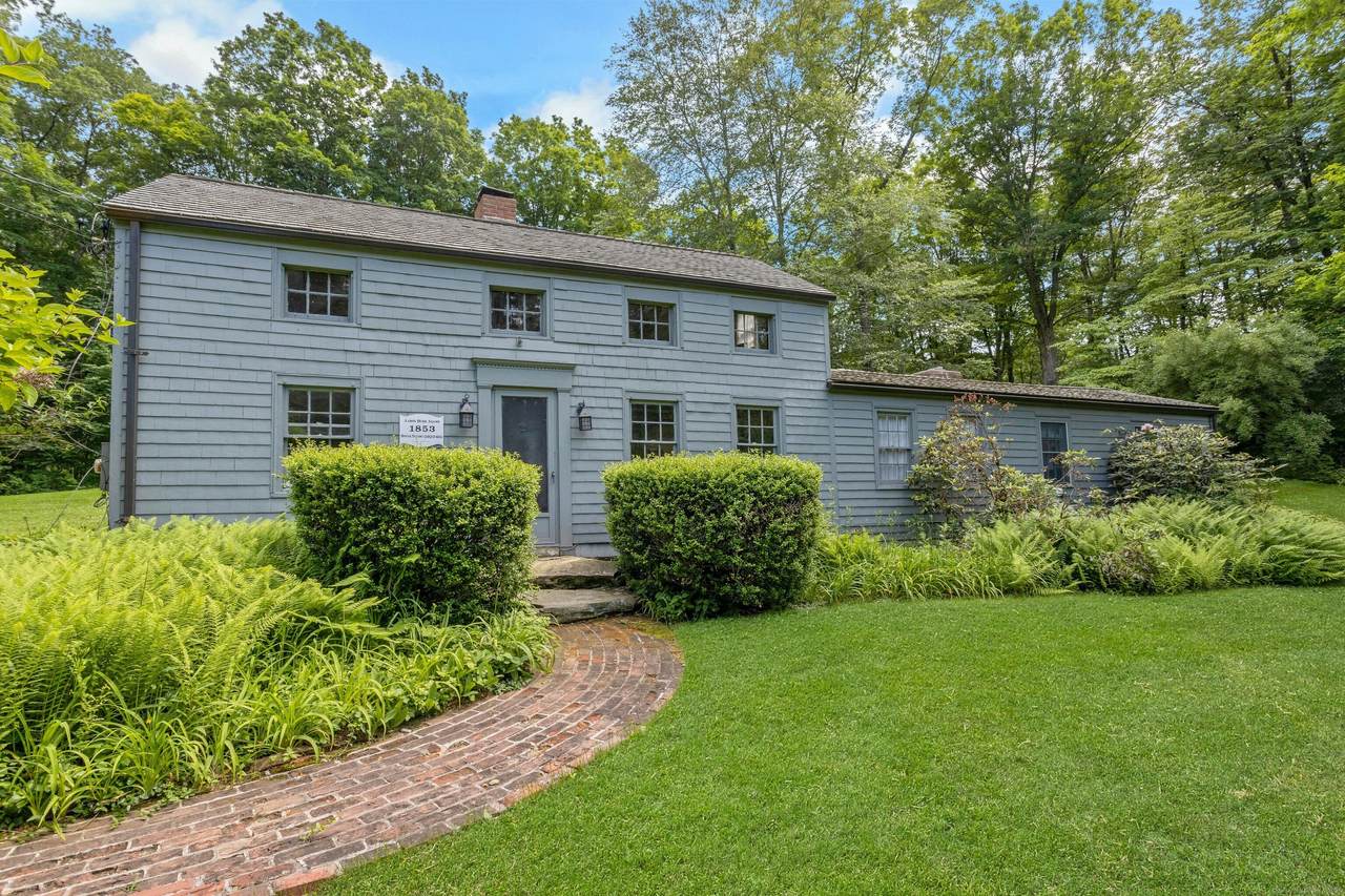 112 Easton Road - Photo 1