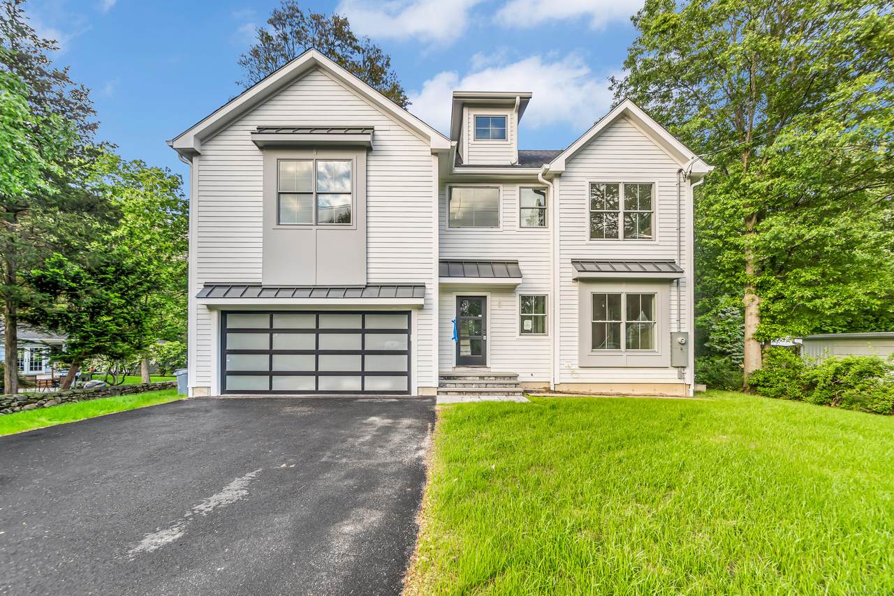 264 Harvester Road - Photo 1