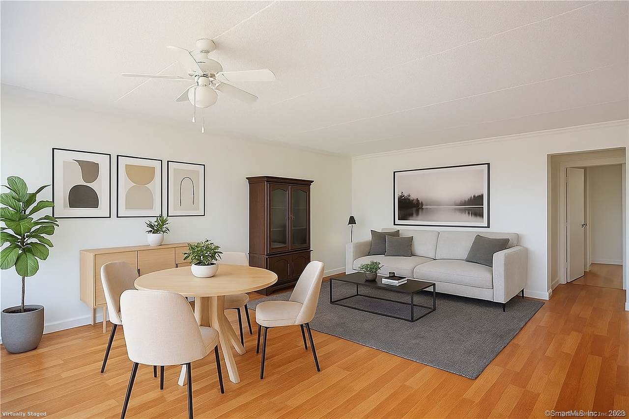 60 Strawberry Hill Avenue - Photo 1