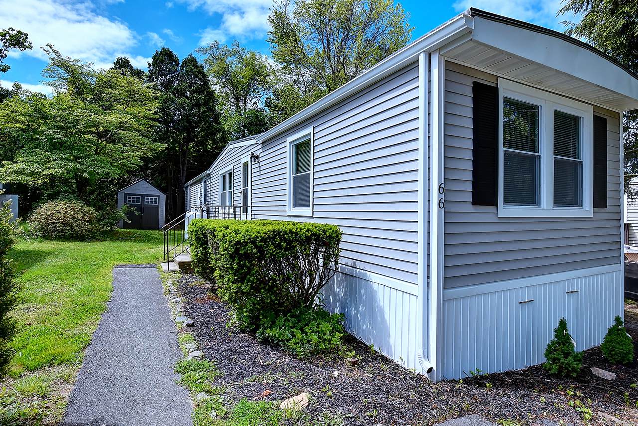 66 Nancy Lane - Photo 1