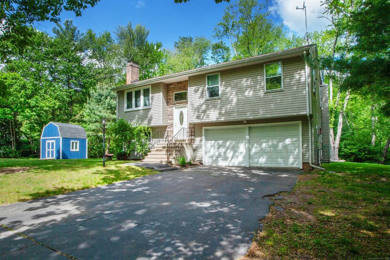 69 Fernwood Drive - Photo 1