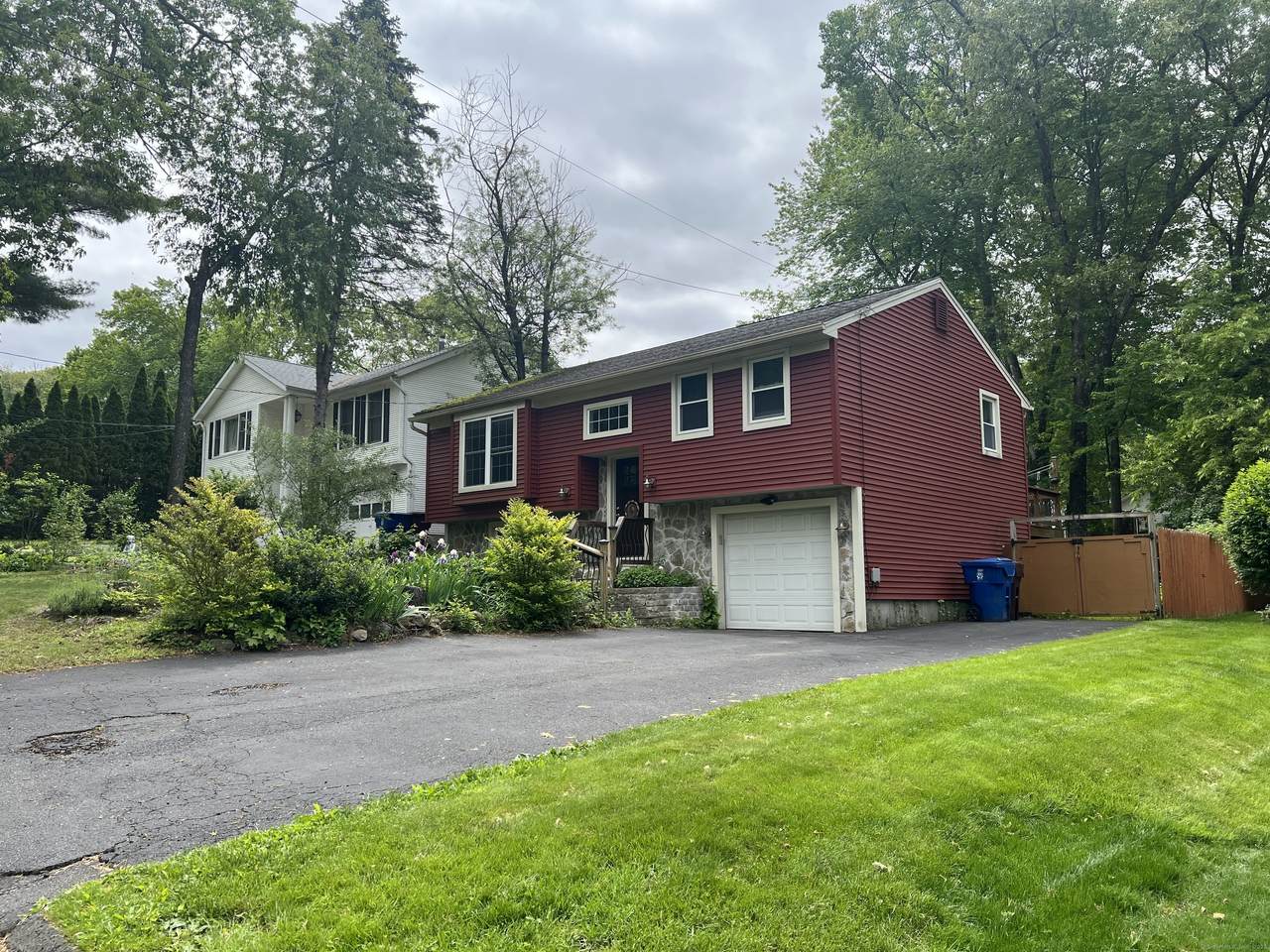 61 Litchfield Road - Photo 1