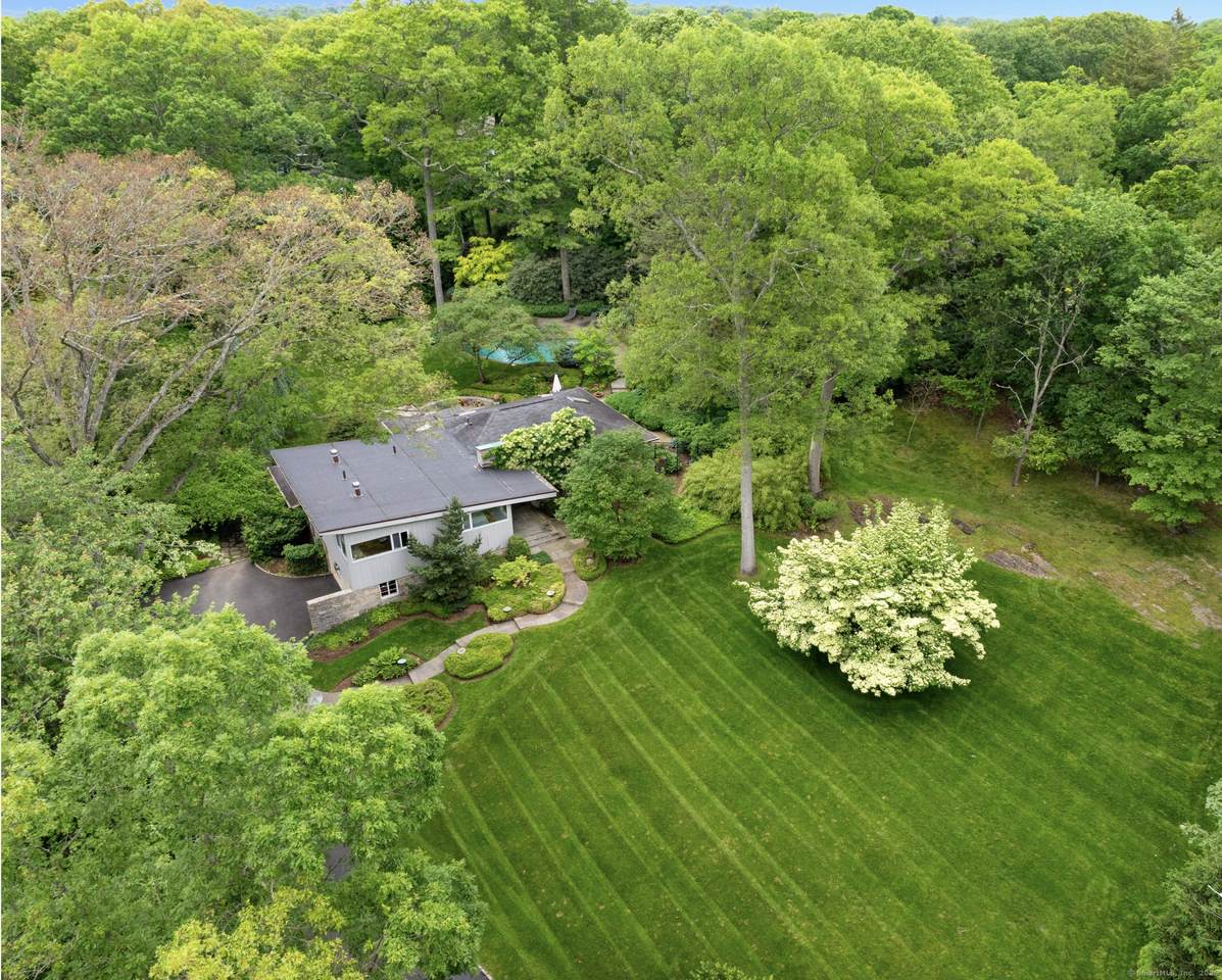 11 Dogwood Lane - Photo 1