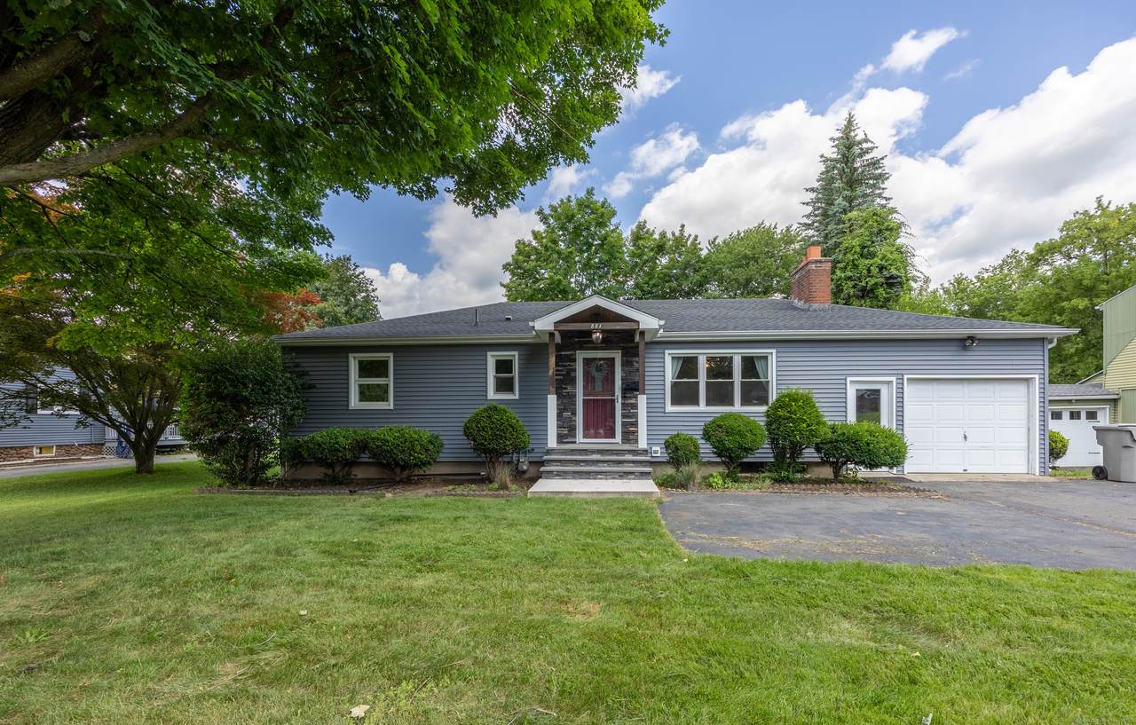 881 Pine Street - Photo 1