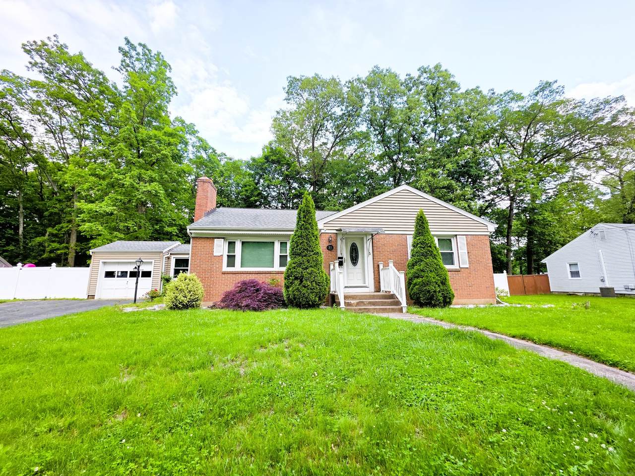 31 Andor Road - Photo 1