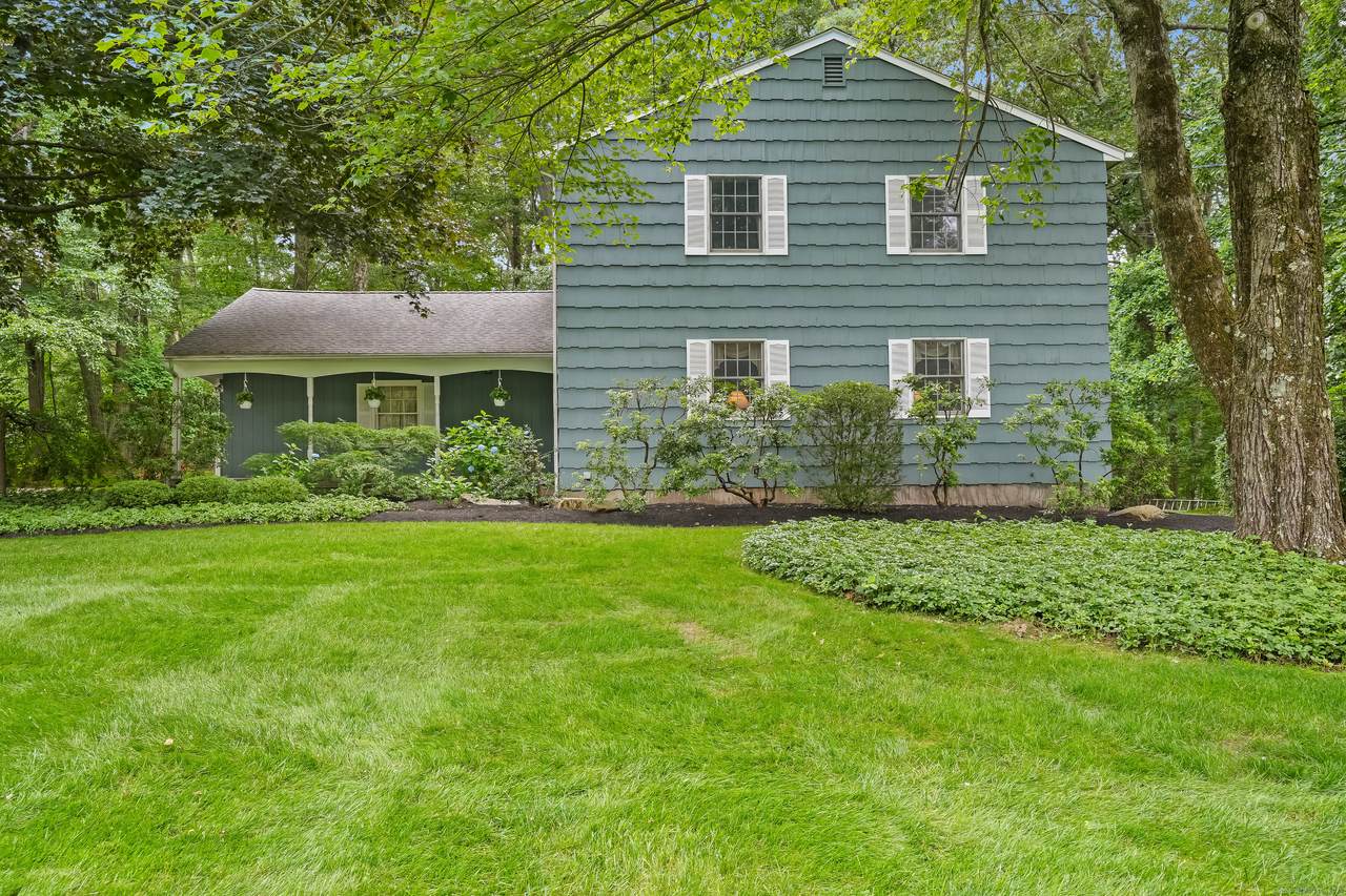 19 Kathleen Road - Photo 1