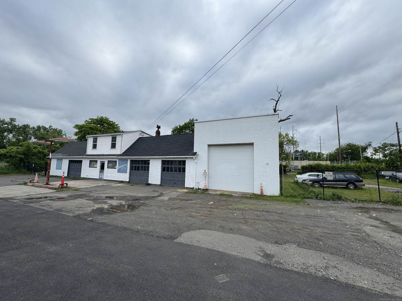 1096 Quinnipiac Avenue - Photo 1