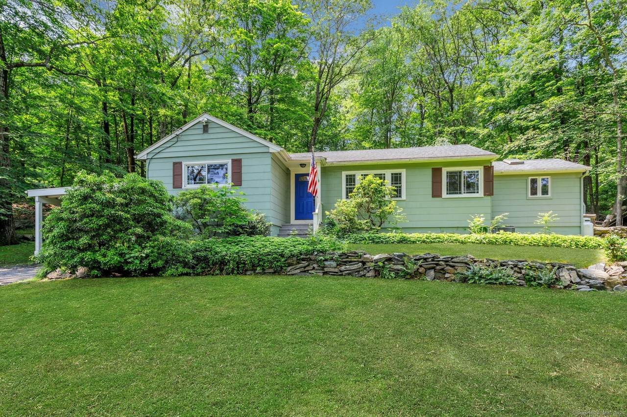 33 Caudatowa Drive - Photo 1