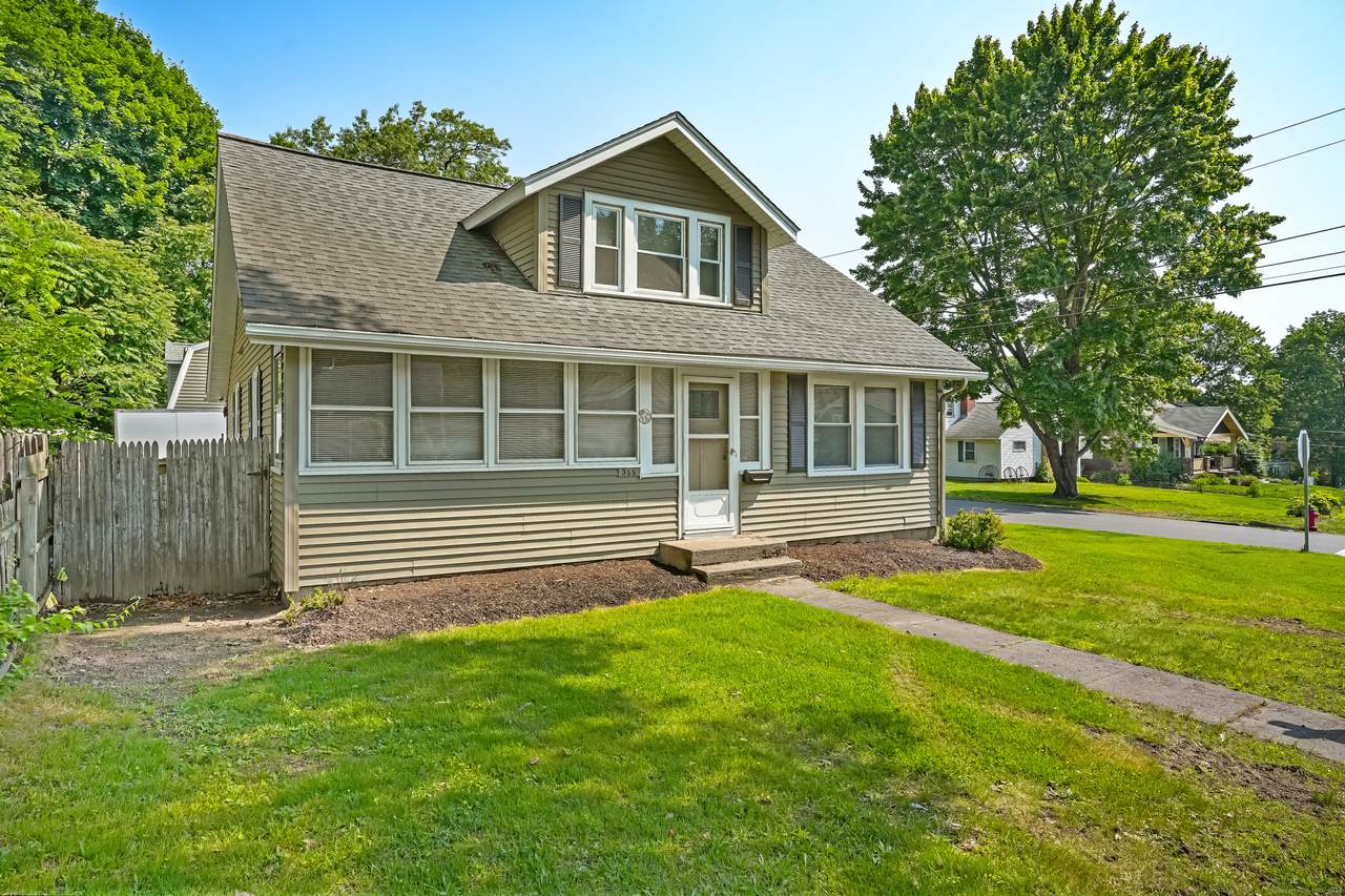 355 Farmington Avenue - Photo 1