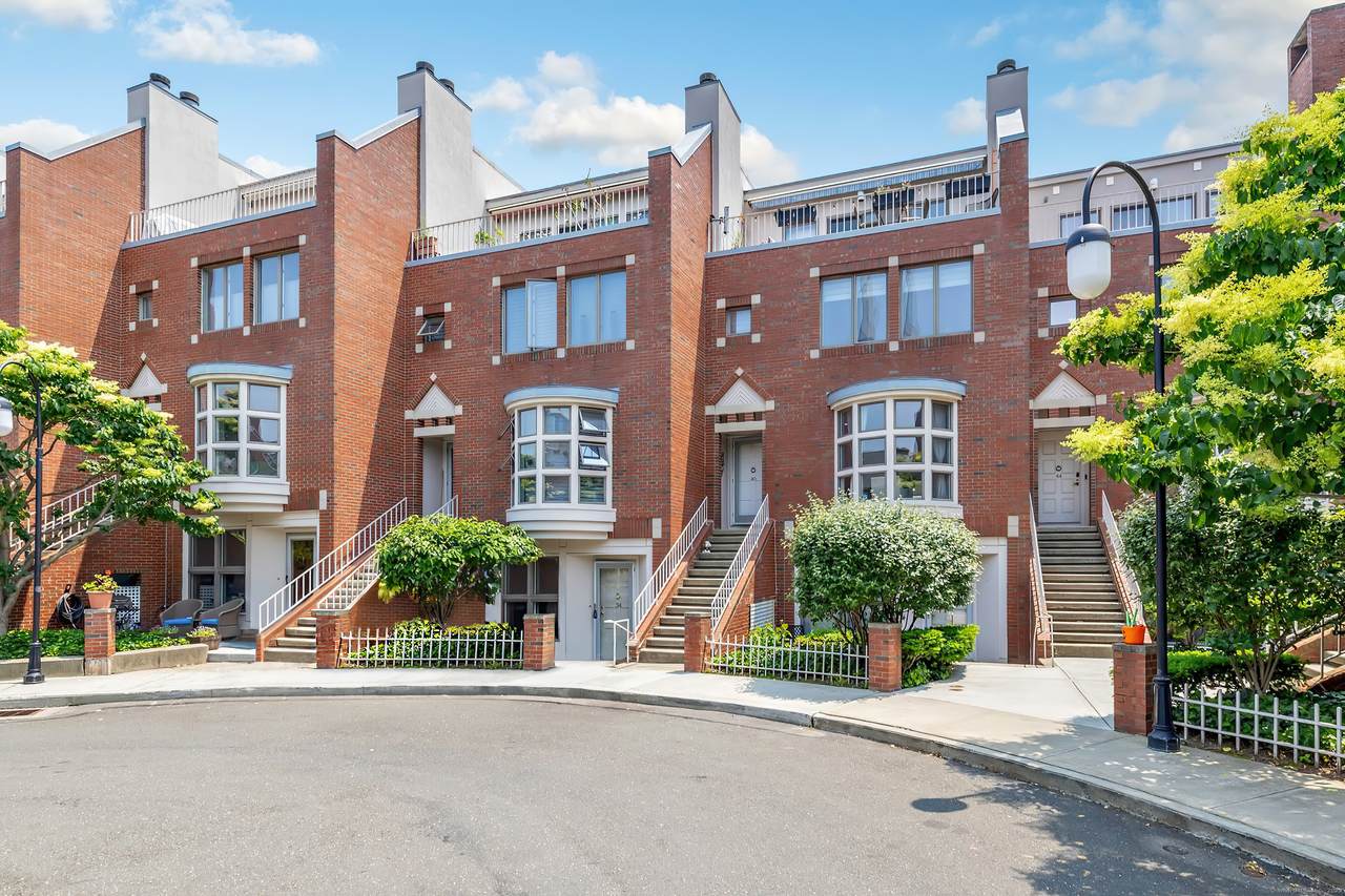 40 Temple Court - Photo 1