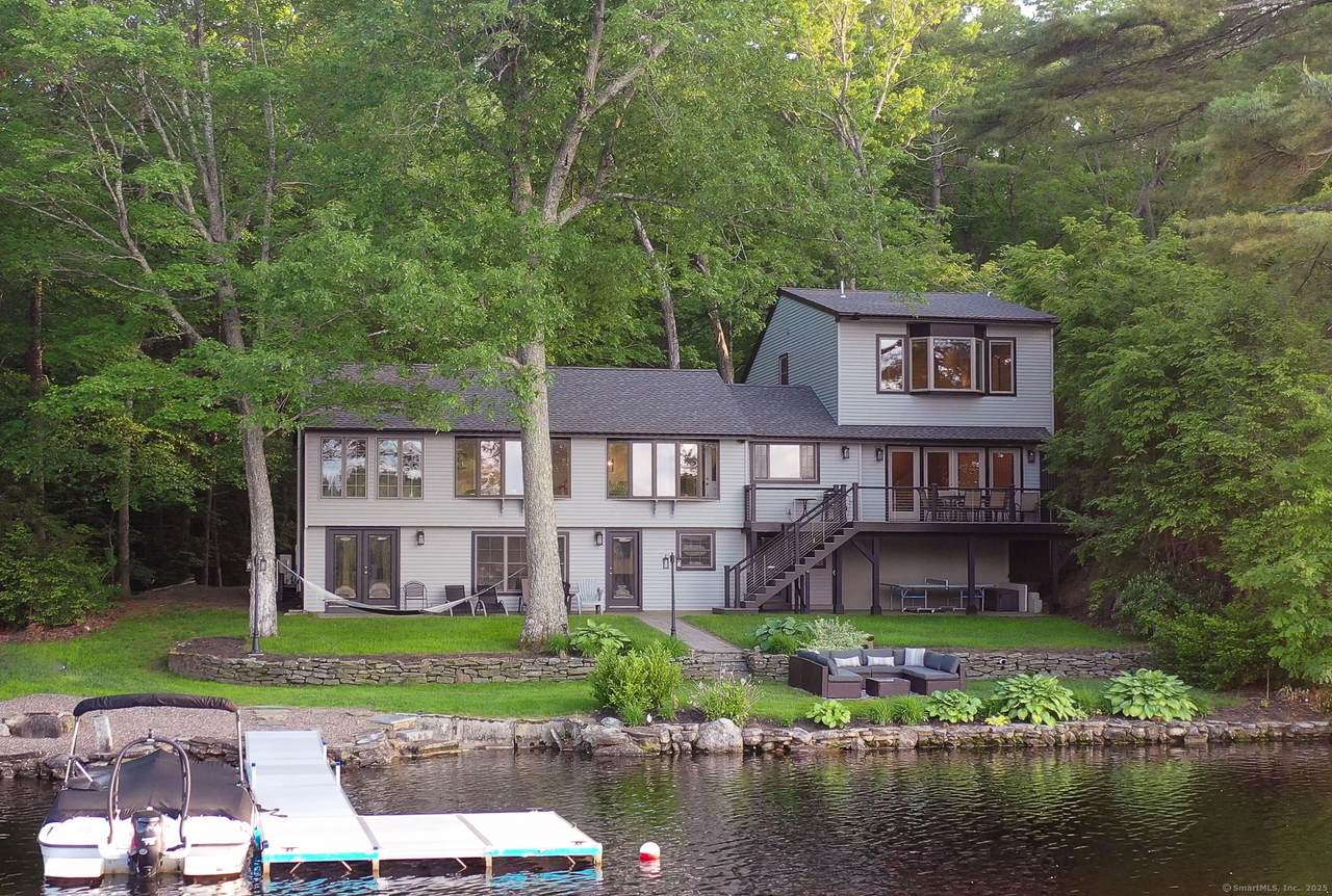 19 Hiawatha Heights - Photo 1