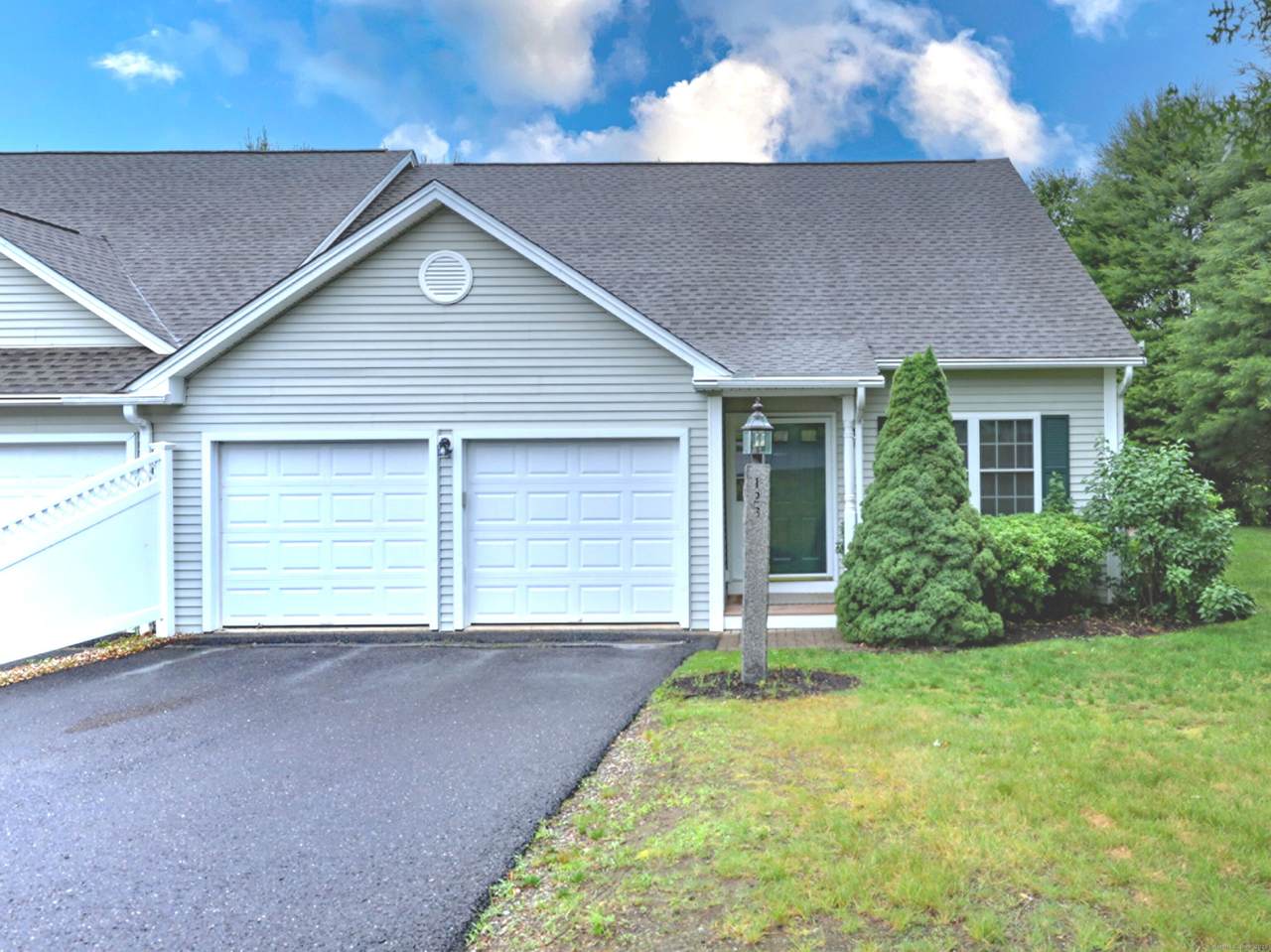 123 Meadow Brook Road - Photo 1