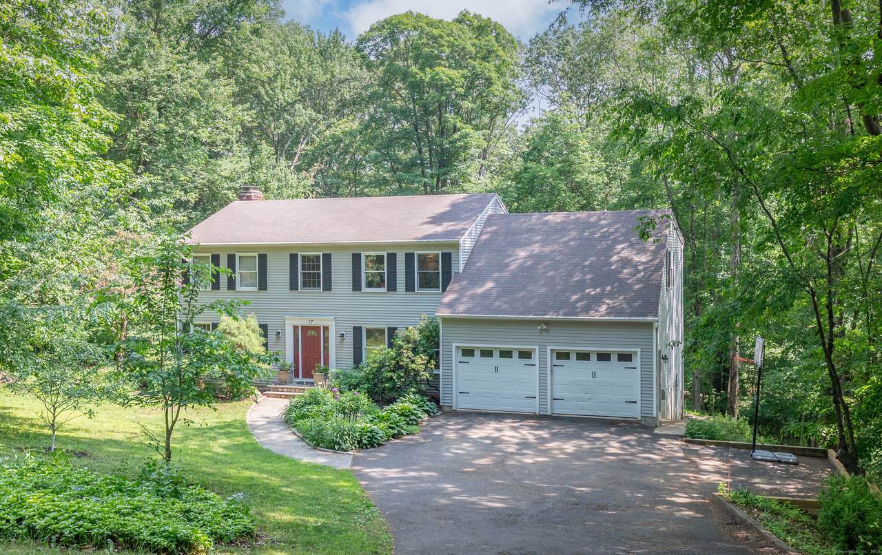 17 Hoyt Road - Photo 1