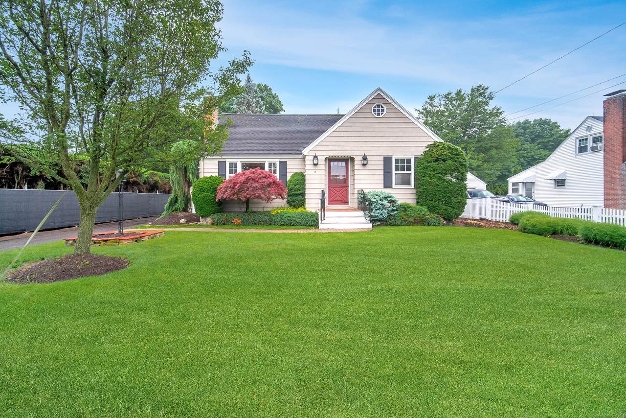 3 Fairview Heights - Photo 1
