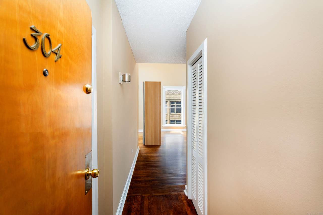 118 Washington Street - Photo 1