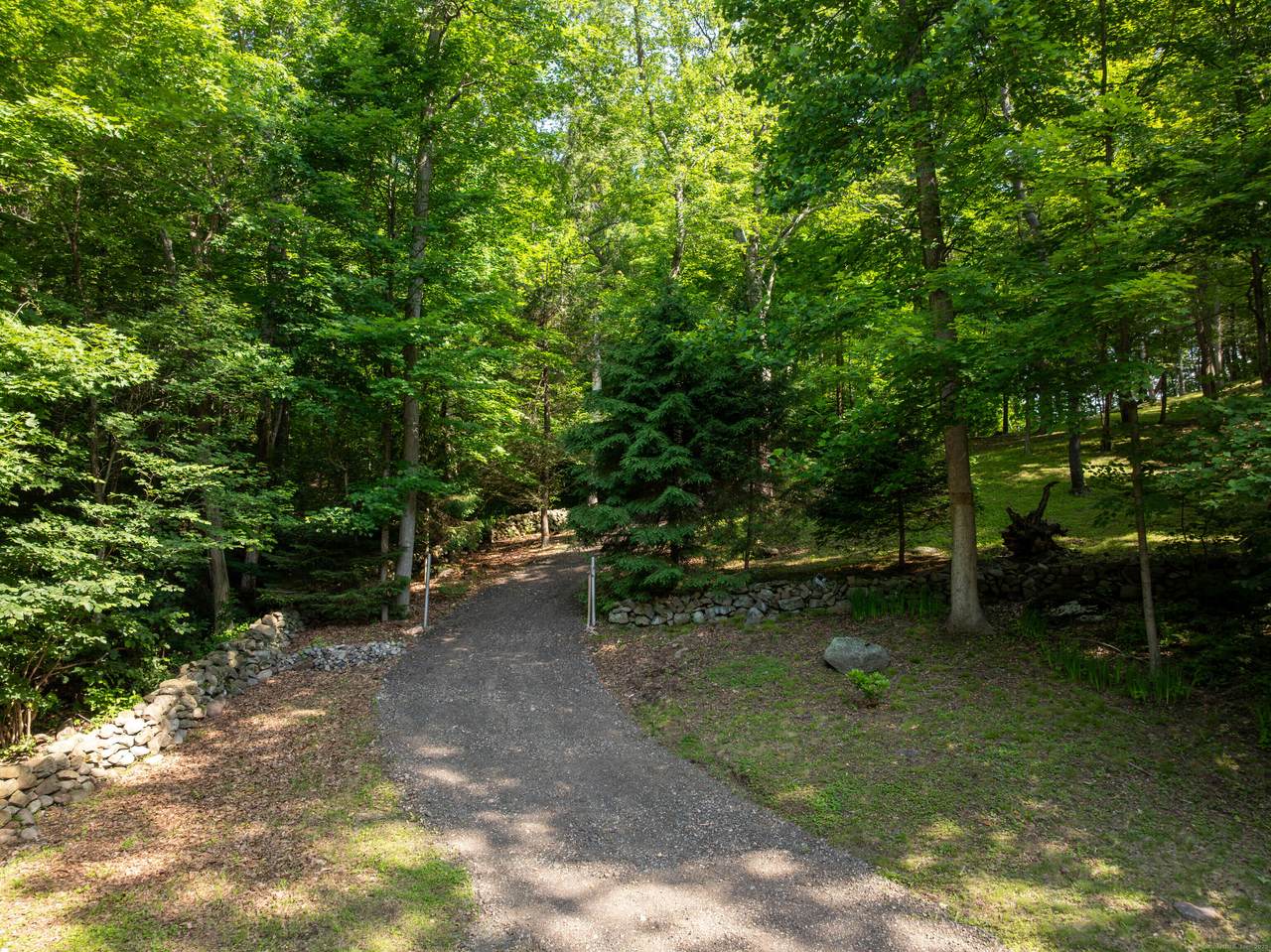 81 Mountain Road - Photo 1