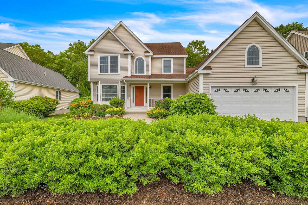 16 Spinnaker Drive - Photo 1