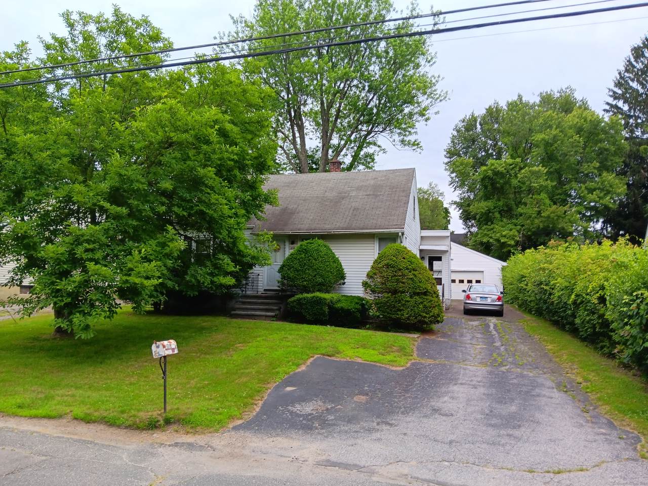 222 Chestnut Hill Avenue - Photo 1