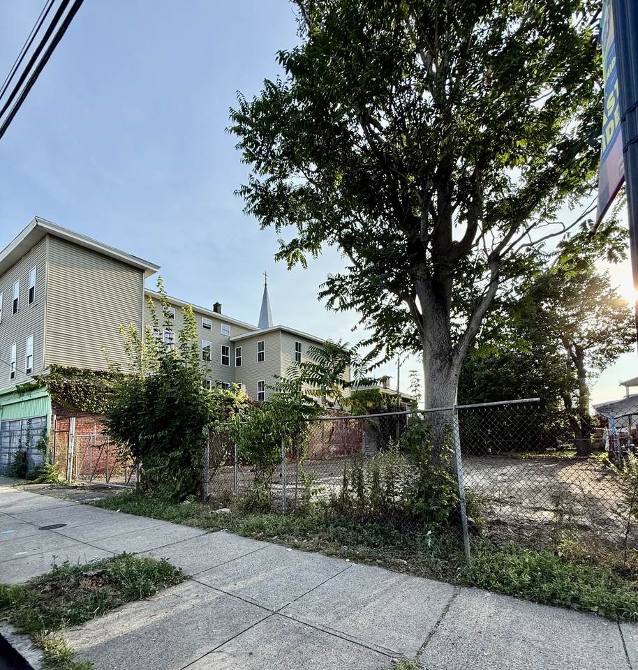 691 Main Street - Photo 1