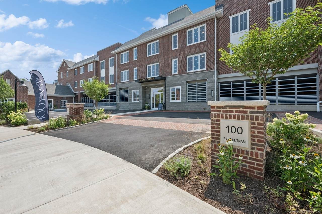 100 Putnam Avenue - Photo 1