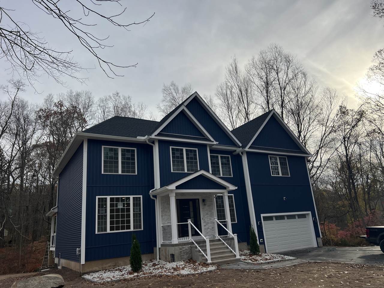 39 Lafayette Road - Photo 1